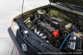 Opel Ostatní modely Ascona 2,0   C 1800