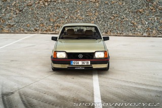 Opel Ostatní modely Ascona 2,0   C 1800