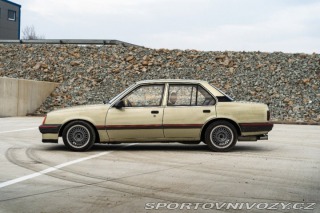 Opel Ostatní modely Ascona 2,0   C 1800