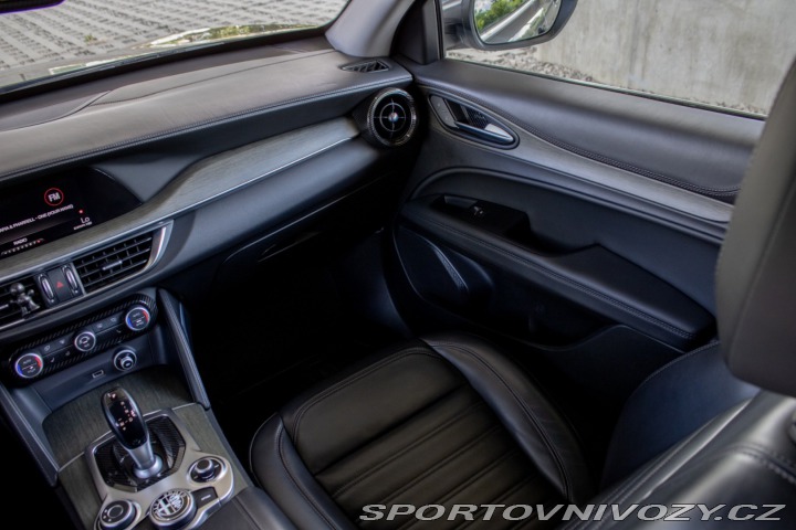 Alfa Romeo Stelvio 2.0 GME 280k Btech AWD A 2019