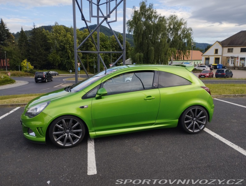 Opel Corsa OPC Opel S-D F111