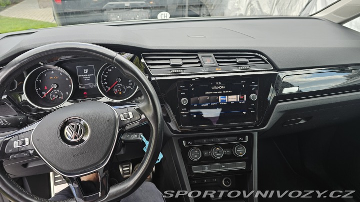 Volkswagen Ostatní modely Touran 1.4 tsi 7 MÍST 2017