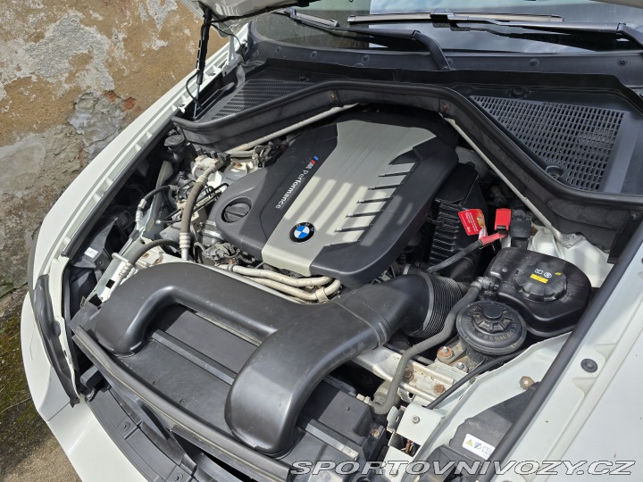 BMW X6 SUV 2012