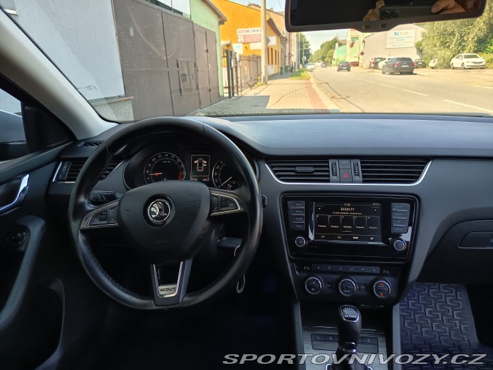 Škoda Ostatní modely Combi 2 0TDI Scout 4x4 2016