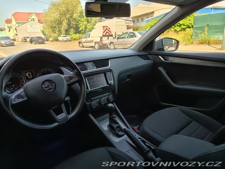 Škoda Ostatní modely Combi 2 0TDI Scout 4x4 2016