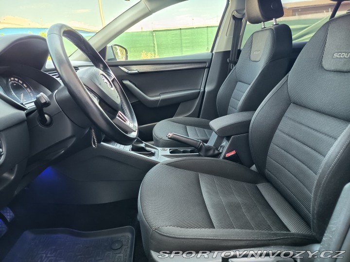Škoda Ostatní modely Combi 2 0TDI Scout 4x4 2016