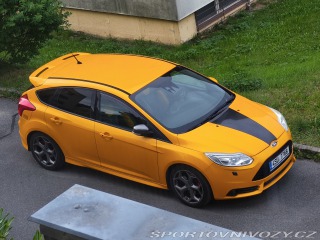 Ford Focus ST 