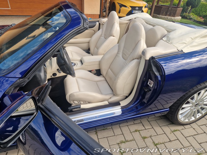 Jaguar XKR 2005