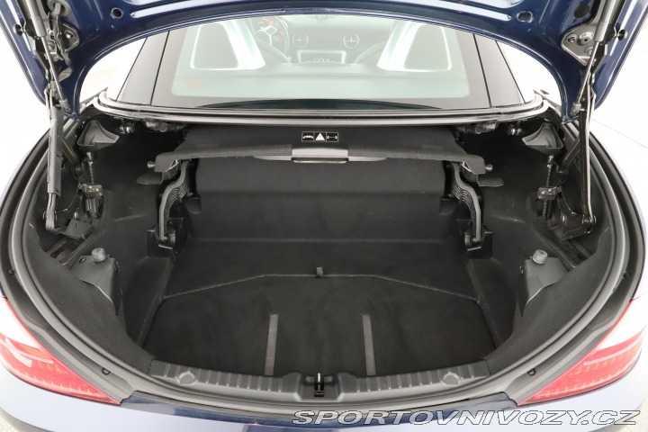 Mercedes-Benz SLK 250 CGI 2012