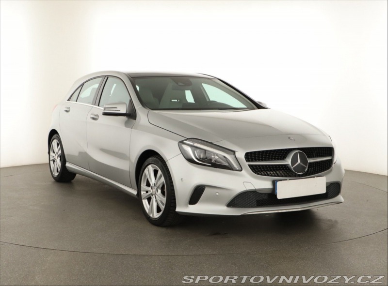 Mercedes-Benz A AMG Line A 200 d
