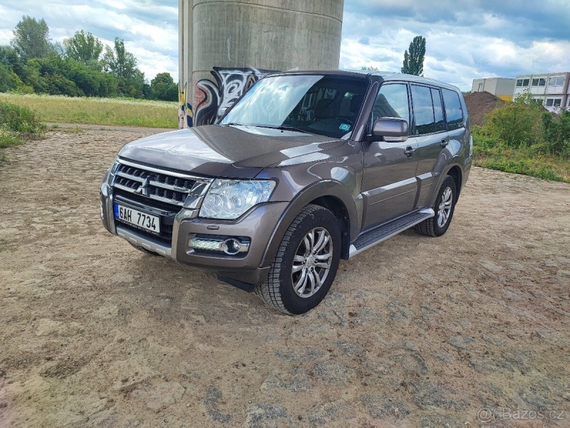 Mitsubishi Ostatní modely Pajero 3,2   DI-D 2016 – zajímav