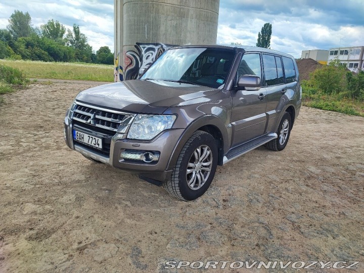 Mitsubishi Ostatní modely Pajero 3,2 DI-D 2016 – zajímav 2016