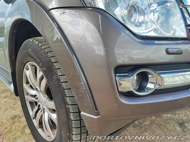 Mitsubishi Ostatní modely Pajero 3,2 DI-D 2016 – zajímav 2016