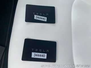 Tesla Model 3 LR 4x4, 62tis km, PLNÝ re 1800