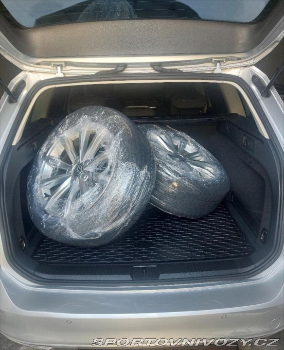 Volkswagen Ostatní modely Passat 2,0 TDI 110KW DSG, NAVI 2016