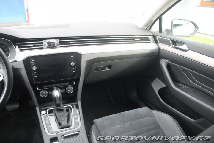 Volkswagen Ostatní modely Passat 2,0 TDi 140kW DSG Eleganc 2020