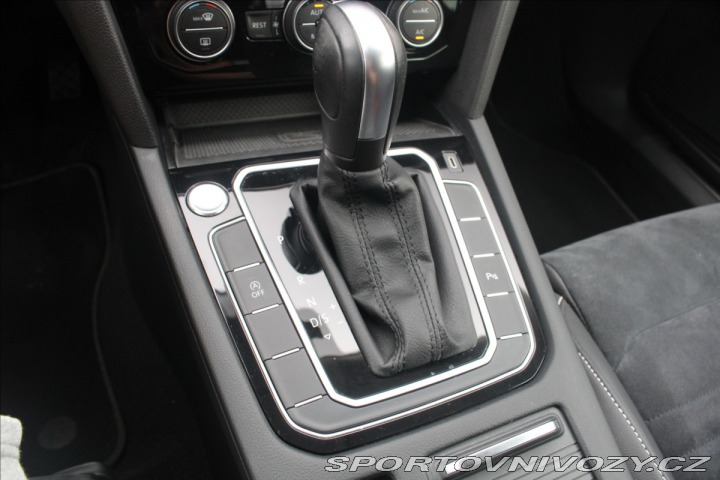 Volkswagen Ostatní modely Passat 2,0 TDi 140kW DSG Eleganc 2020