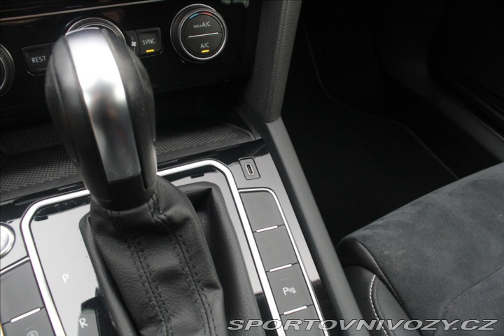 Volkswagen Ostatní modely Passat 2,0 TDi 140kW DSG Eleganc 2020