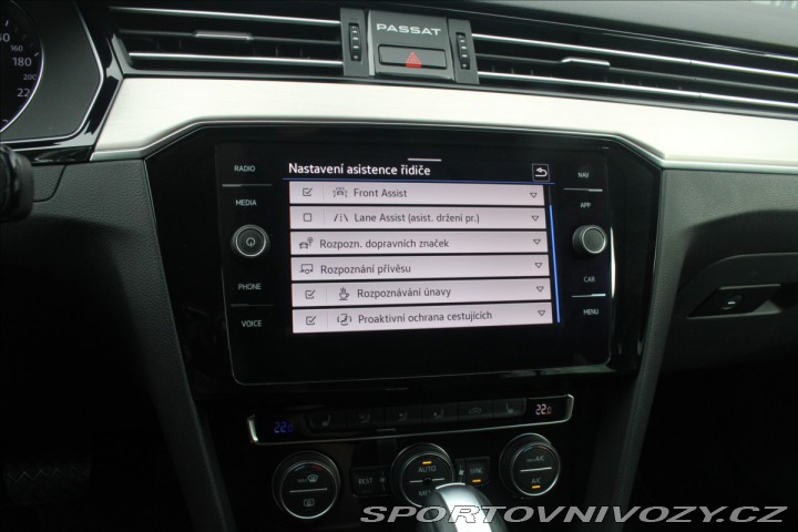 Volkswagen Ostatní modely Passat 2,0 TDi 140kW DSG Eleganc 2020