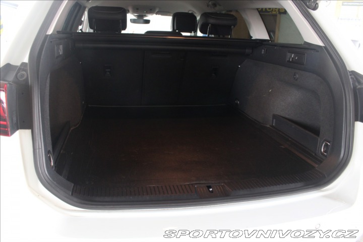 Volkswagen Ostatní modely Passat 2,0 TDi 140kW DSG Eleganc 2020