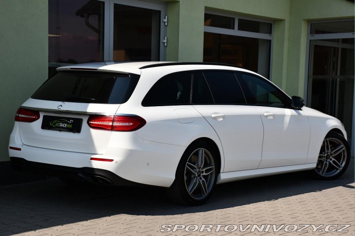 Mercedes-Benz E 43 AMG PANORAMA REZERVACE 2017