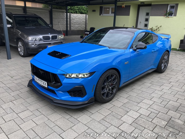 Ford Mustang 5.0 GT new model 2024