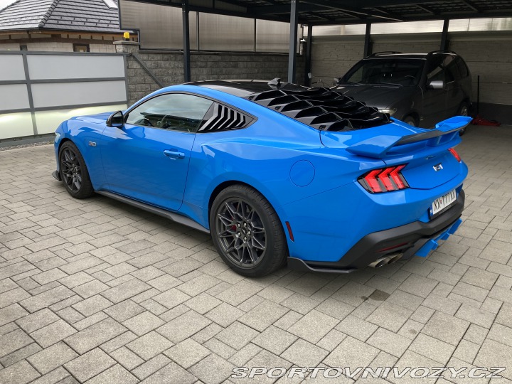Ford Mustang 5.0 GT new model 2024