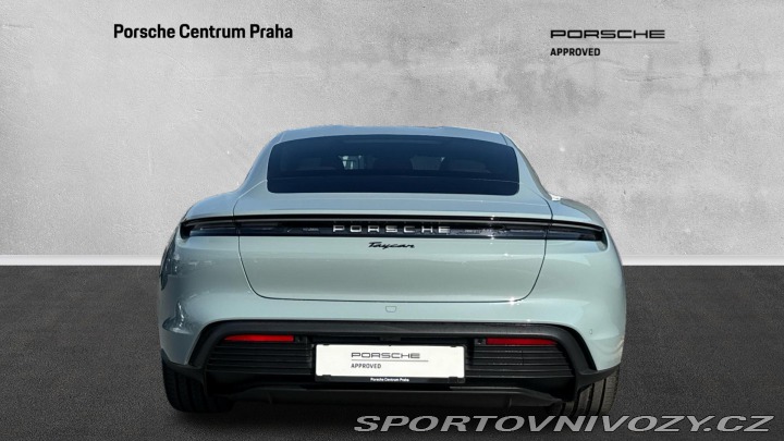 Porsche Taycan 2025