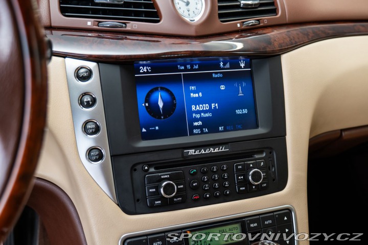 Maserati GranTurismo  1800