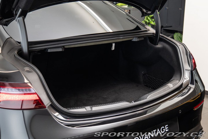 Mercedes-Benz E 4MATIC 2019