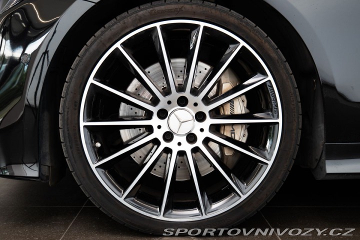 Mercedes-Benz E 4MATIC 2019