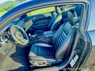 Ford Mustang GT 4.6 benzin V8 224 kW 2008