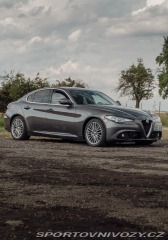 Alfa Romeo Giulia  2016