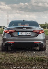 Alfa Romeo Giulia  2016