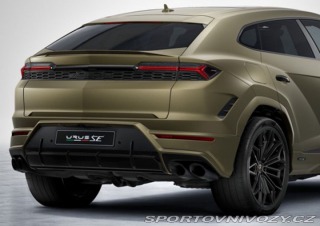 Lamborghini Urus SE 2025