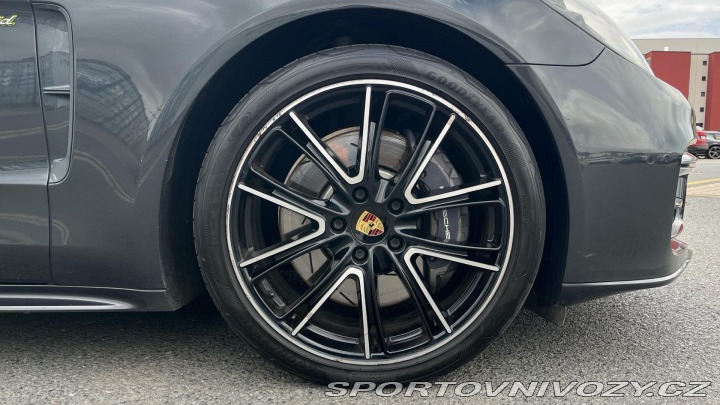 Porsche Panamera 4 E-Hybrid Sport Turismo 2019