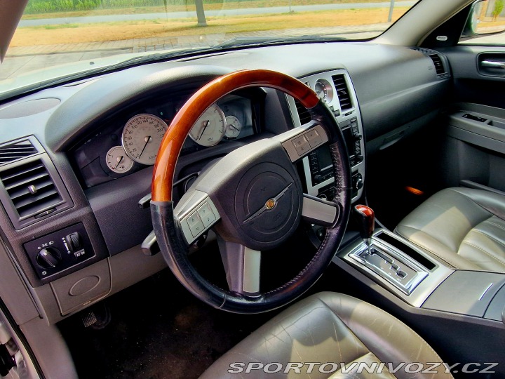 Chrysler Ostatní modely 300C 2005