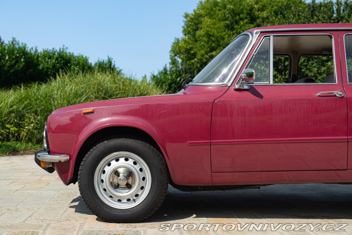 Alfa Romeo Giulia NUOVA SUPER 1300 1974