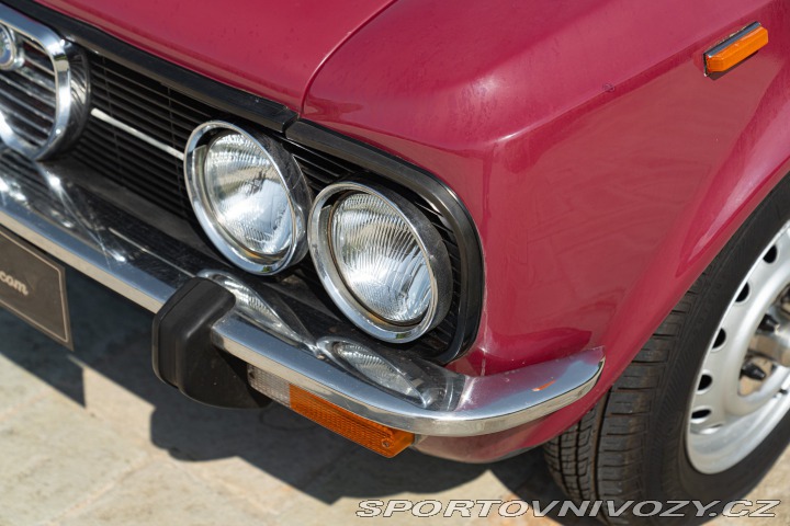 Alfa Romeo Giulia NUOVA SUPER 1300 1974