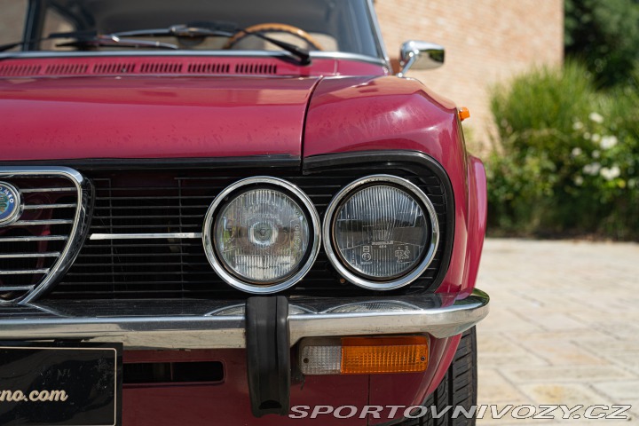 Alfa Romeo Giulia NUOVA SUPER 1300 1974