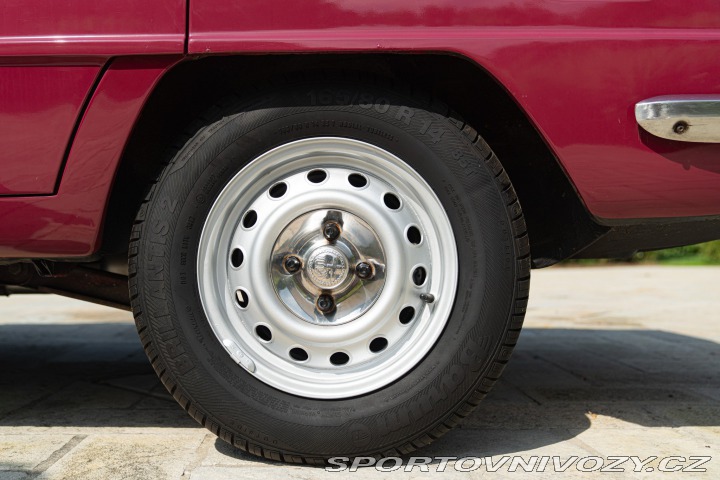 Alfa Romeo Giulia NUOVA SUPER 1300 1974