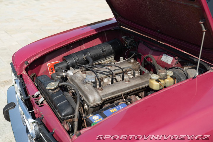 Alfa Romeo Giulia NUOVA SUPER 1300 1974