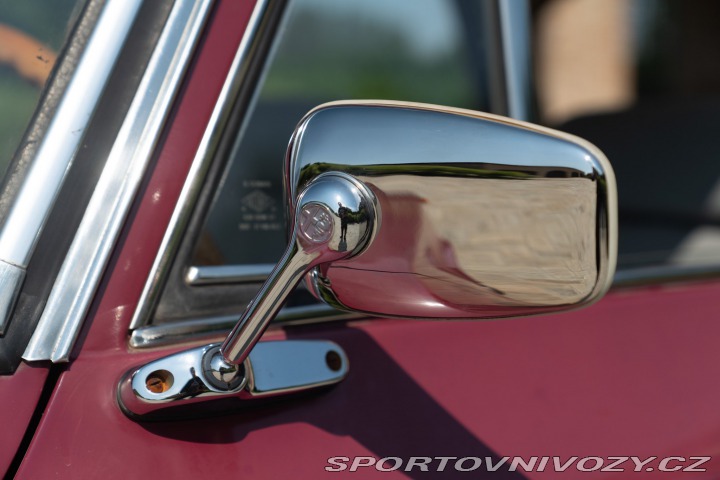 Alfa Romeo Giulia NUOVA SUPER 1300 1974