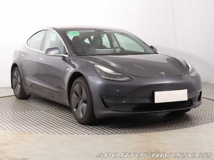 Tesla Model 3 Std Range Plus 52kWh 2019
