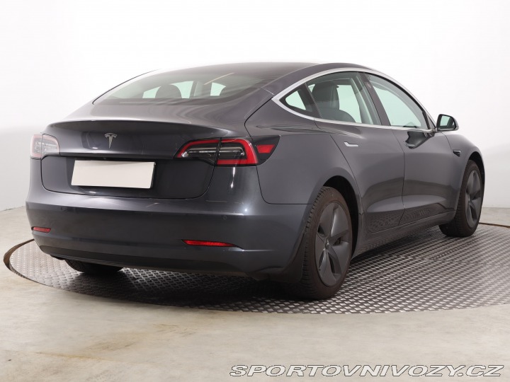 Tesla Model 3 Std Range Plus 52kWh 2019