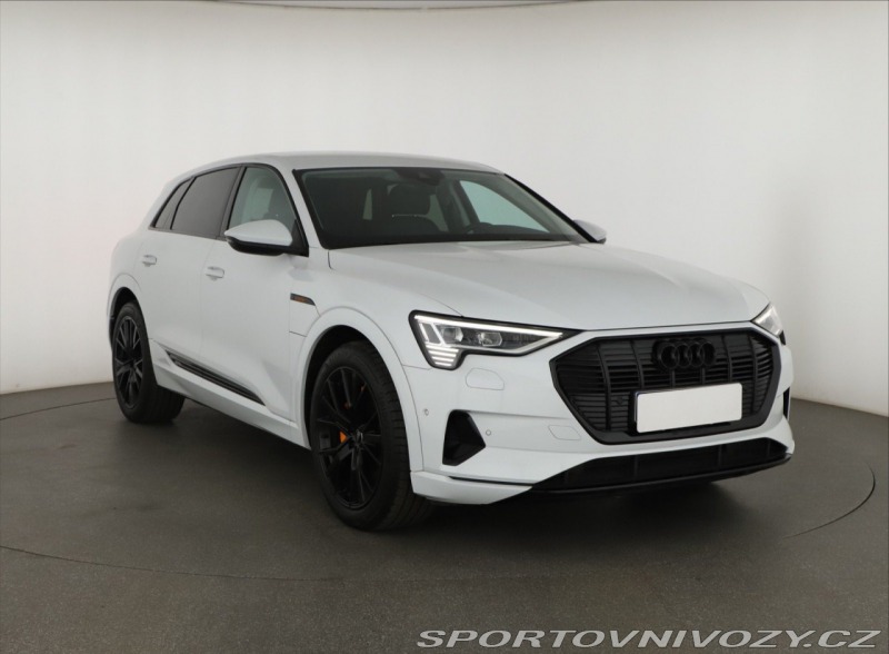 Audi Ostatní modely e-tron Advanced e-tron 55 quattr
