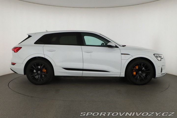Audi Ostatní modely e-tron Advanced e-tron 55 quattr 2023