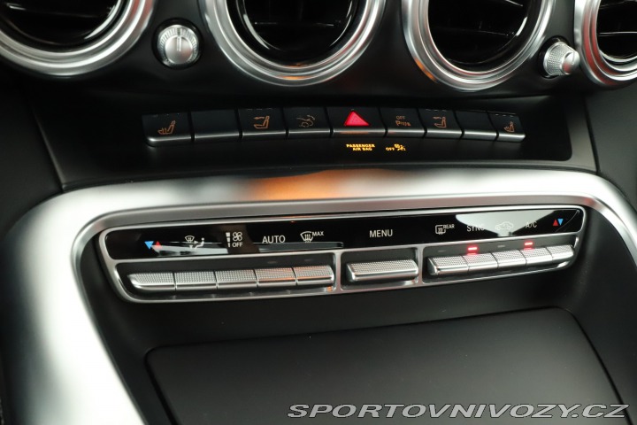 Mercedes-Benz Ostatní modely AMG GT Roadster 4.0 Biturbo 2019