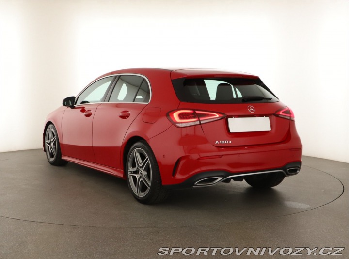 Mercedes-Benz A AMG Line A 180 d 2019