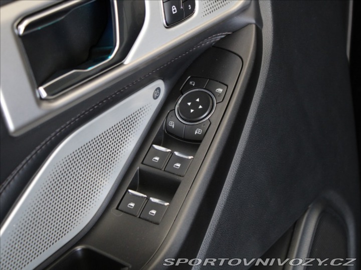 Ford Ostatní modely Explorer 3,0 PHEV Platinum 1.majit 2021